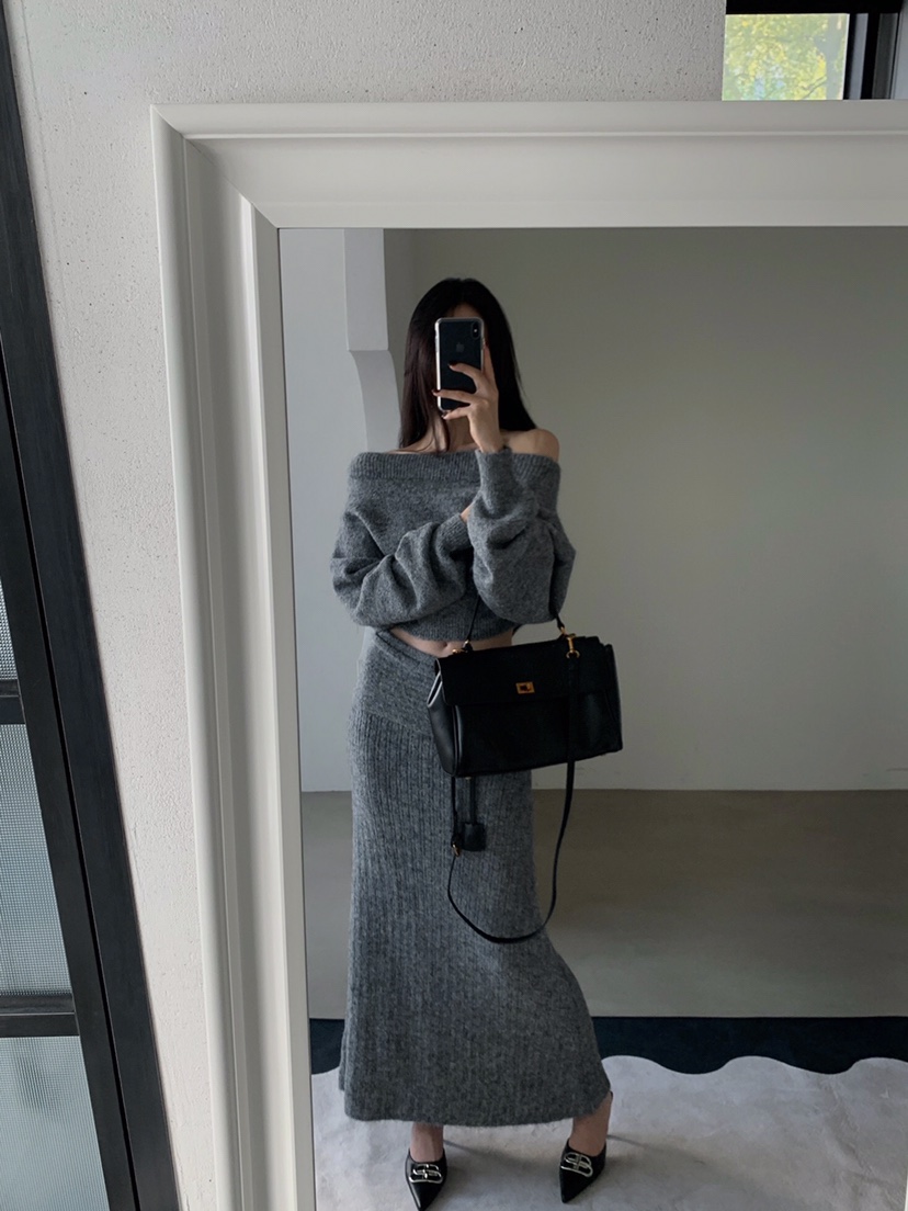 VERANDA韓國直郵㊣女士新品休閑人氣推薦時尚套裝馬海毛露肩VERANDA套裝