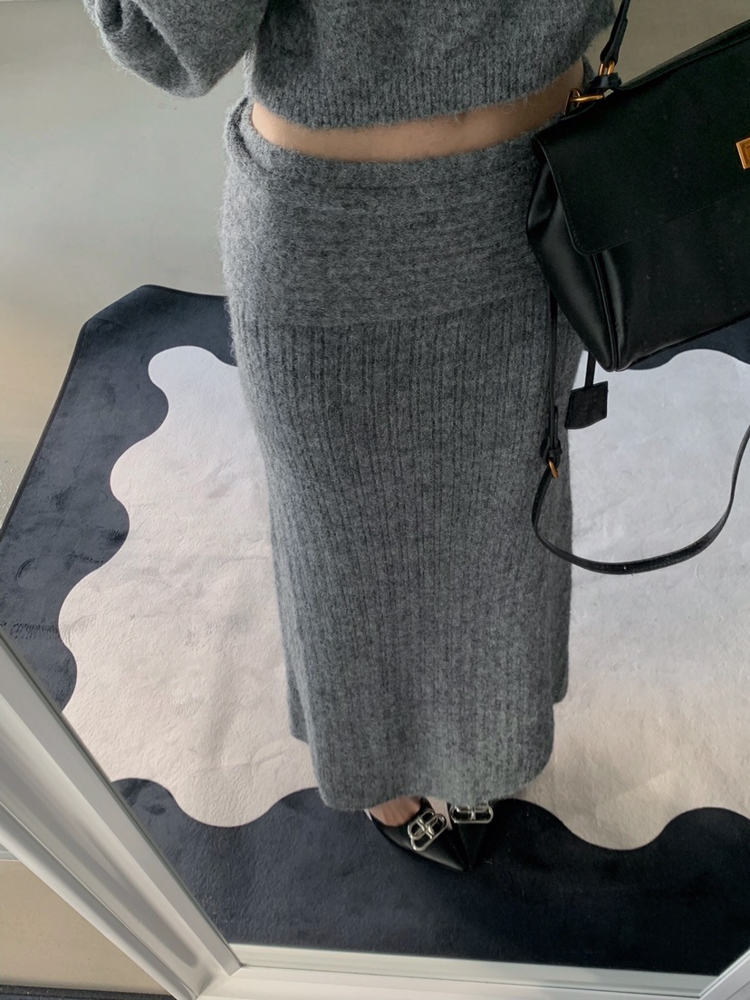 VERANDA韓國直郵㊣女士新品休閑人氣推薦時尚套裝馬海毛露肩VERANDA套裝