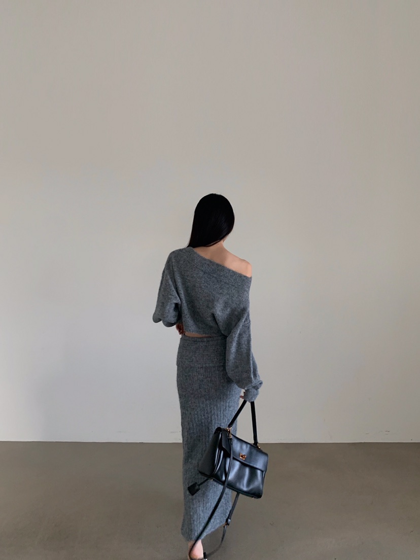 VERANDA韓國直郵㊣女士新品休閑人氣推薦時尚套裝馬海毛露肩VERANDA套裝