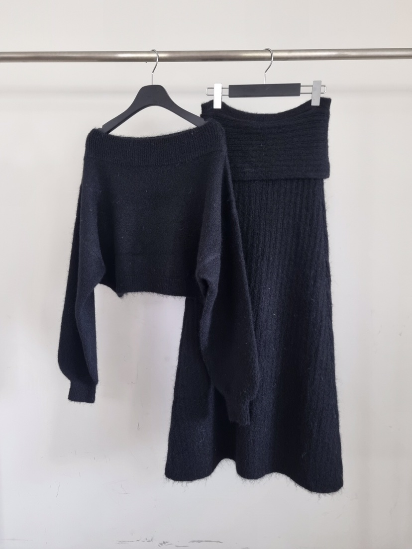 VERANDA韓國直郵㊣女士新品休閑人氣推薦時尚套裝馬海毛露肩VERANDA套裝圖色3