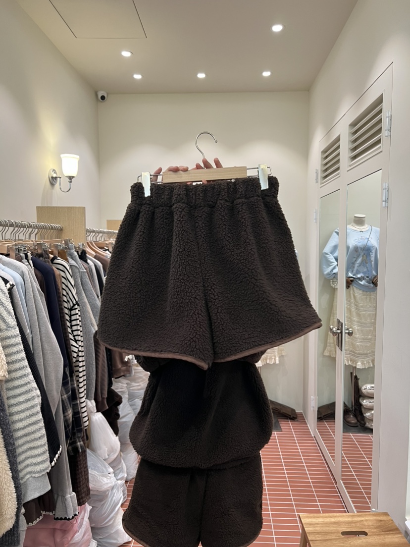BE&amp;BE東大門㊣實拍女裝新品熱賣人氣推薦25秋冬短褲羊毛BE&be短褲