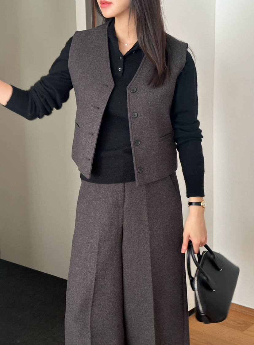 LE VASE韓國直郵㊣女裝新款推薦休閑熱賣25秋冬馬甲不含內搭LE VASE馬甲