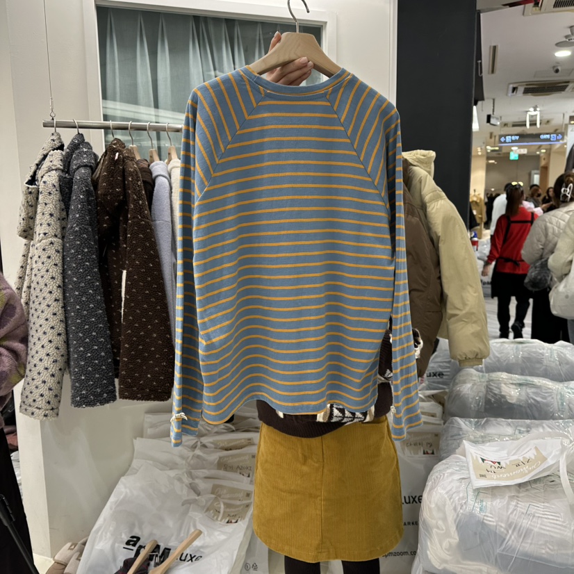 OURMOMENT東大門㊣實拍女士新款時尚人氣推薦職業休閑長袖T恤OURMOMENT長袖T恤