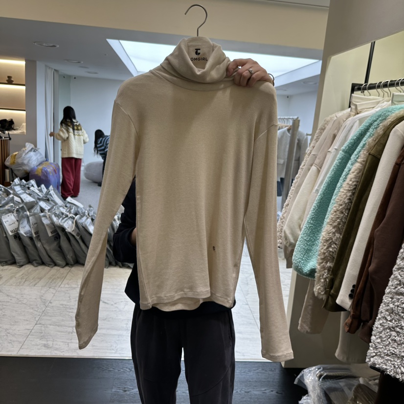 TOMGIRL東大門㊣實拍女士新款時尚休閑推薦25秋冬長袖T恤羊毛TOMGIRL長袖T恤圖色1