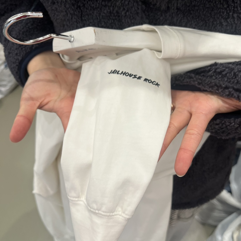 ARE東大門㊣直郵女裝新品熱賣推薦人氣25秋冬休閑職業長袖T恤ARE YOU/ARE長袖T恤