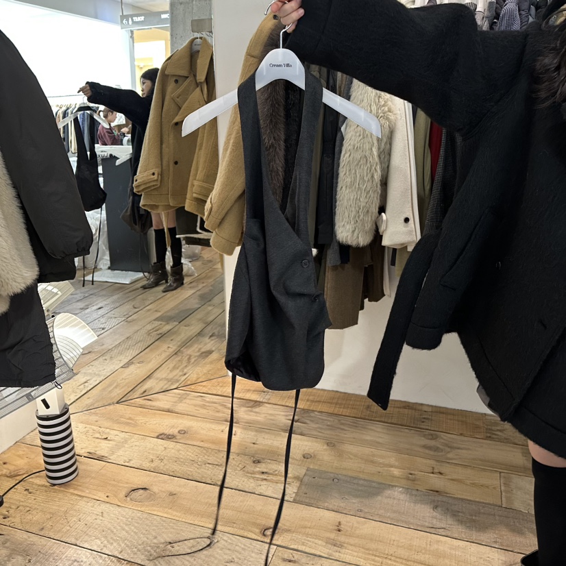 CREAM VILLA東大門㊣直郵女士新款職業吊帶背心CREAMVILLA吊帶/背心圖色2