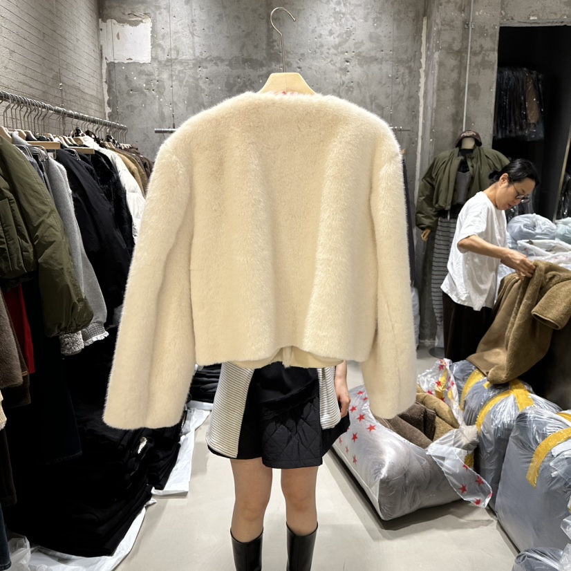 JUNI東大門㊣直郵女士新款推薦人氣休閑熱賣時尚職業短款大衣my juni短款大衣