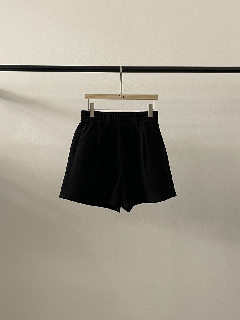 2DA/DARIMI-P東大門㊣直郵女士新款人氣熱賣25秋冬時尚短褲2DA/DARIMI-P短褲圖色3黑色