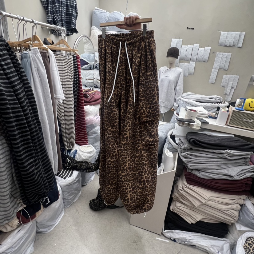 BREEZE東大門㊣實拍女裝新品25秋冬職業推薦休閑休閑褲連帽衫BREEZE休閑褲圖色1