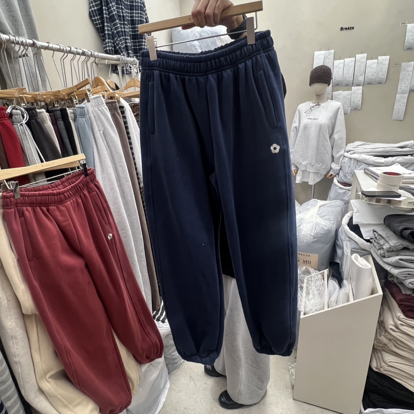 BREEZE韓國代購㊣女裝新款推薦人氣熱賣時尚休閑褲加絨刺繡BREEZE休閑褲圖色4