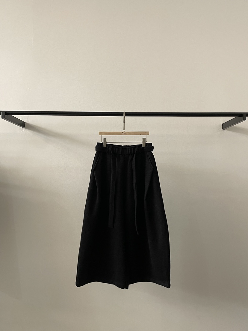 2DA/DARIMI-P東大門㊣代購女裝新品人氣熱賣休閑褲含腰帶2DA/DARIMI-P休閑褲圖色2黑色