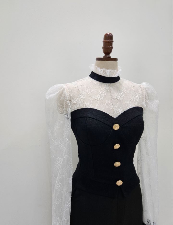 HIGH HEELS韓國直郵㊣女裝新品時尚熱賣25秋冬推薦襯衫蕾絲衫HIGH HEELS襯衫/蕾絲衫