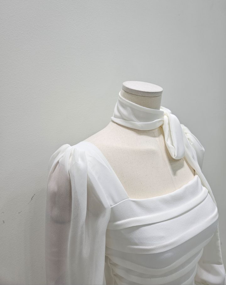 HIGH HEELS東大門㊣代購女士新款熱賣人氣襯衫蕾絲衫含脖帶HIGH HEELS襯衫/蕾絲衫