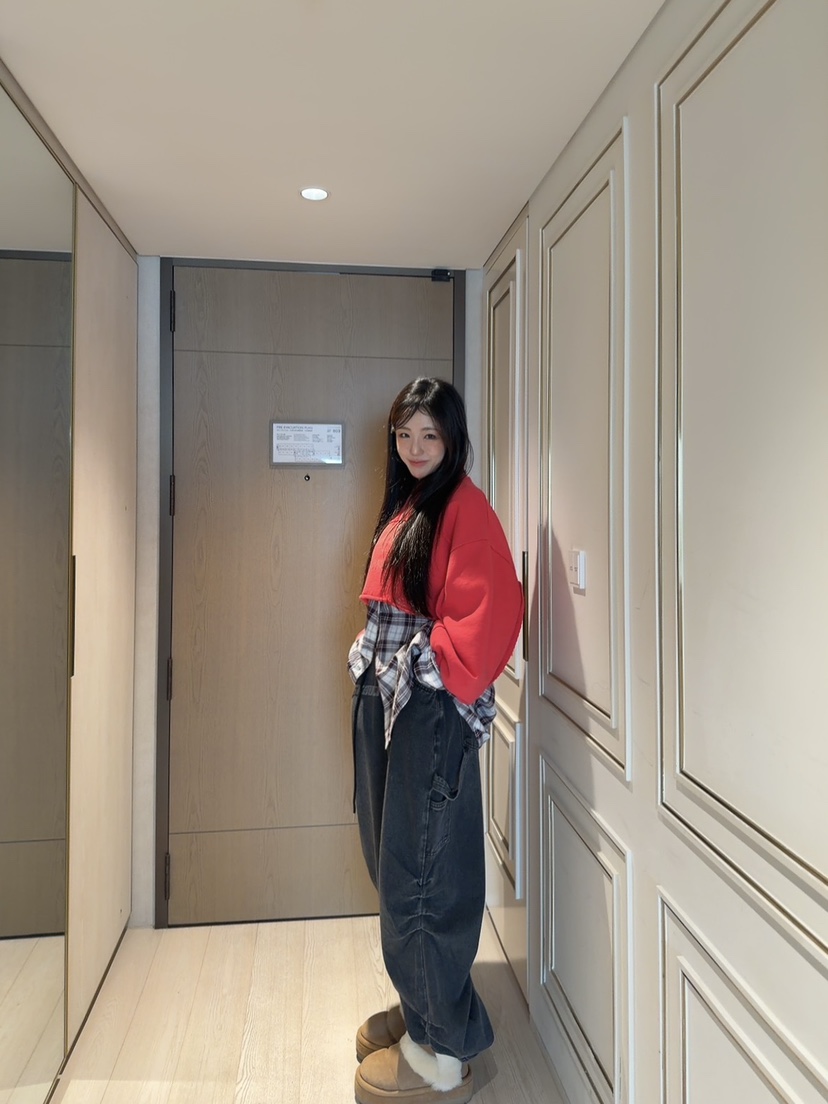 PALETTE-Q東大門㊣直郵女裝新品熱賣25秋冬時尚推薦牛仔褲PALETTE牛仔褲