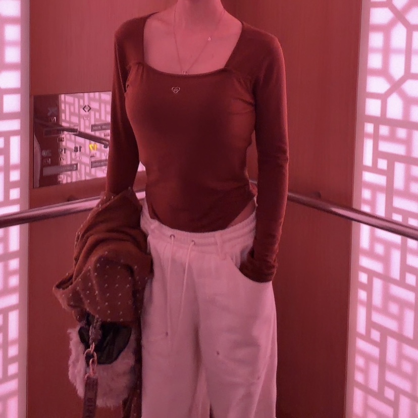 PALETTE-Q韓國直郵㊣女士新款人氣時尚職業熱賣推薦長袖T恤PALETTE長袖T恤