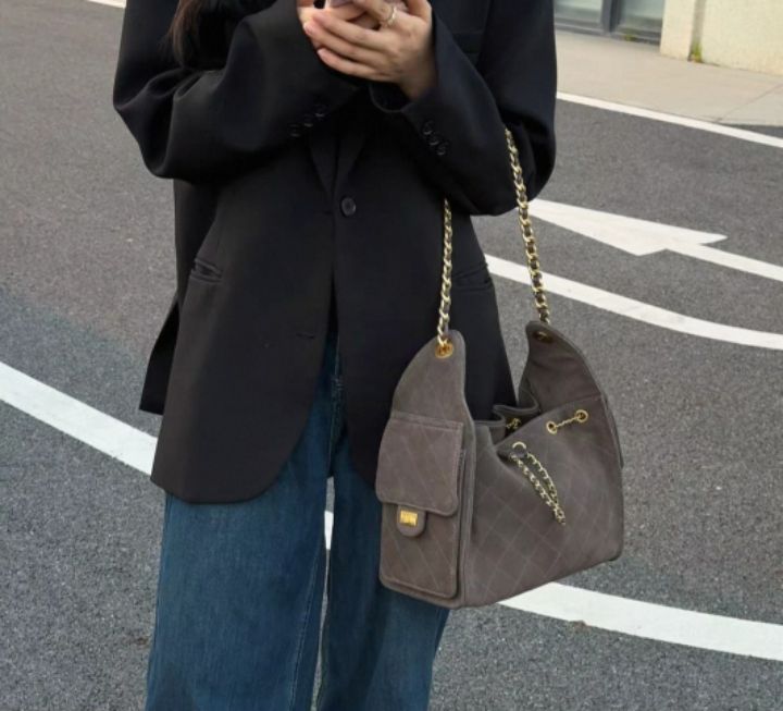 TROUVAILLE韓國直郵㊣女士新款推薦休閑熱賣單肩斜跨包牛皮絨TROUVAILLE單肩/斜跨包