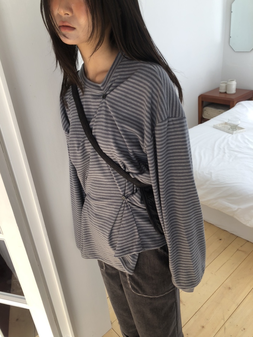 FLASH東大門㊣代購女裝新品熱賣25秋冬人氣職業長袖T恤紐扣FLASH長袖T恤