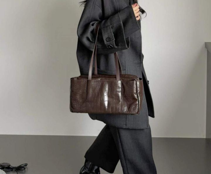 TROUVAILLE東大門㊣實拍女裝新品25秋冬時尚單肩斜跨包牛皮TROUVAILLE單肩/斜跨包