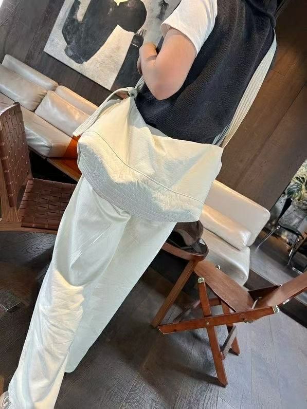 TROUVAILLE韓國代購㊣女士新品熱賣人氣推薦職業單肩斜跨包TROUVAILLE單肩/斜跨包