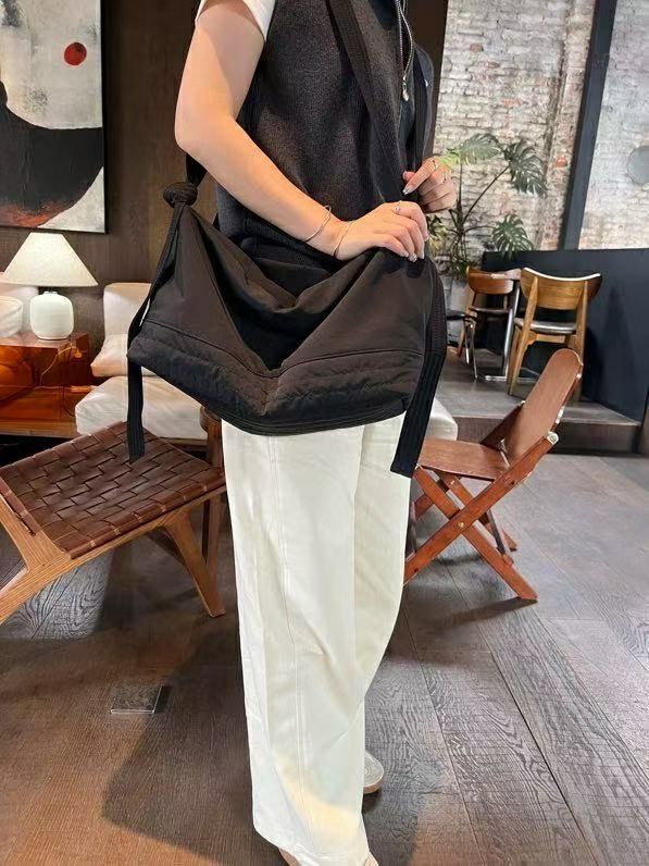 TROUVAILLE韓國代購㊣女士新品熱賣人氣推薦職業單肩斜跨包TROUVAILLE單肩/斜跨包