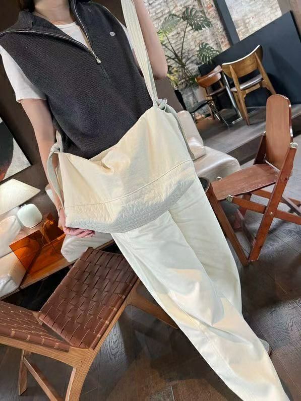 TROUVAILLE韓國代購㊣女士新品熱賣人氣推薦職業單肩斜跨包TROUVAILLE單肩/斜跨包