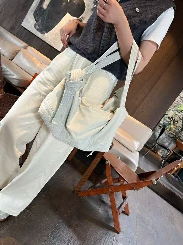 TROUVAILLE韓國代購㊣女士新品熱賣人氣推薦職業單肩斜跨包TROUVAILLE單肩/斜跨包