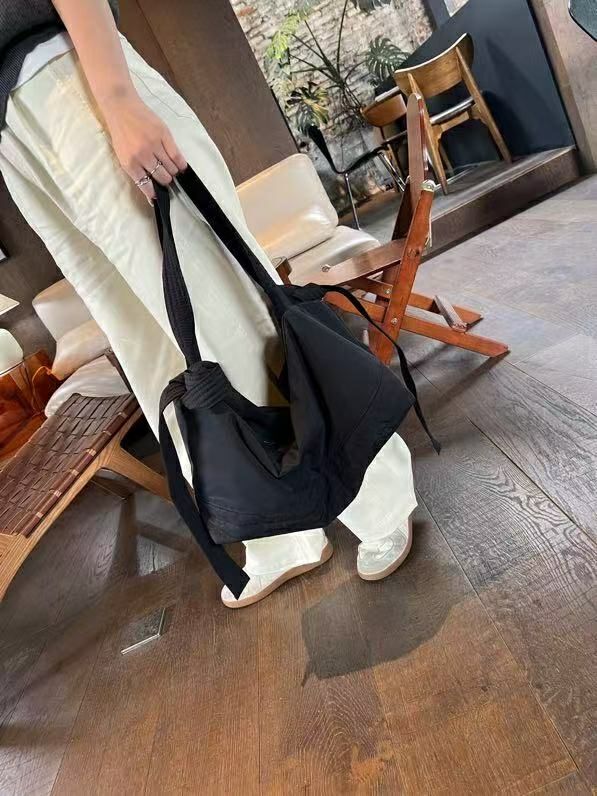 TROUVAILLE韓國代購㊣女士新品熱賣人氣推薦職業單肩斜跨包TROUVAILLE單肩/斜跨包