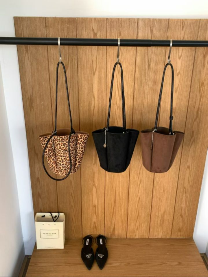 TROUVAILLE東大門㊣代購女士新款職業25秋冬單肩斜跨包麂皮TROUVAILLE單肩/斜跨包