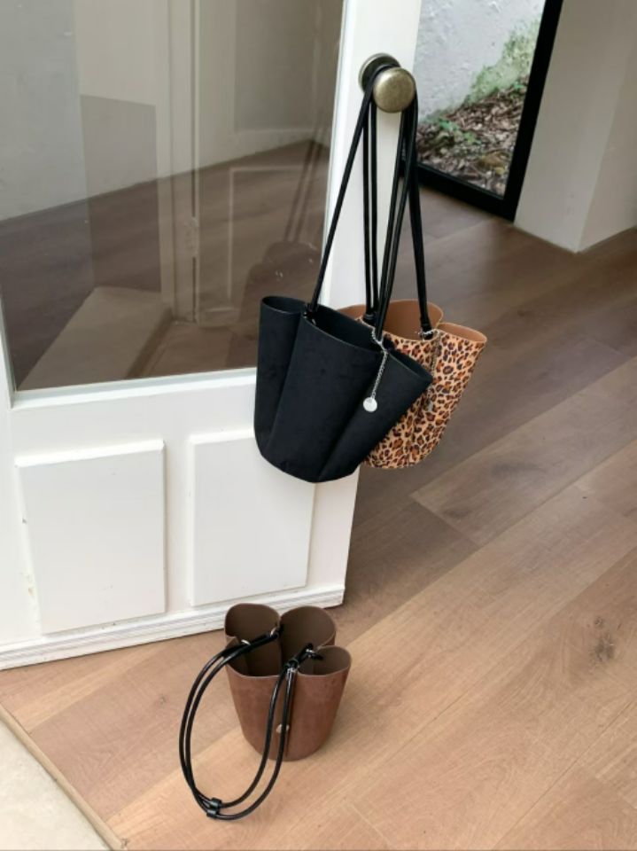 TROUVAILLE東大門㊣代購女士新款職業25秋冬單肩斜跨包麂皮TROUVAILLE單肩/斜跨包