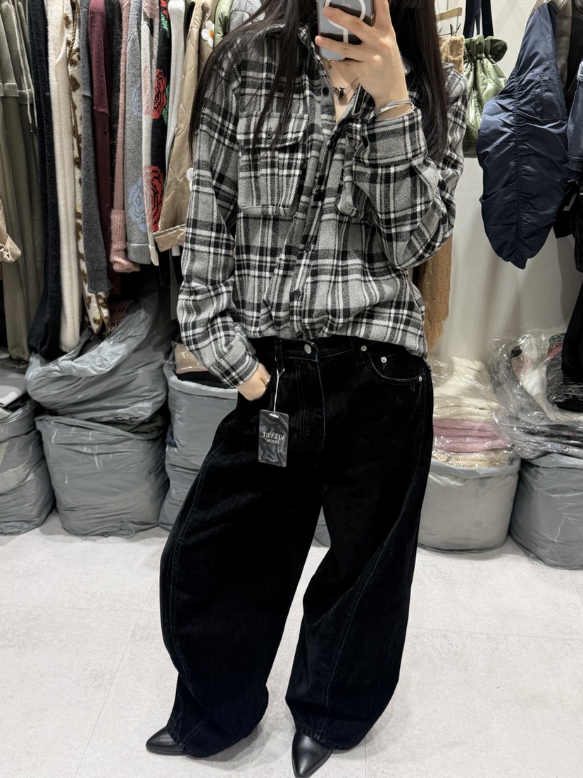 SHIRRING韓國代購㊣女士新品時尚人氣25秋冬襯衫蕾絲衫口袋SHIRRING襯衫/蕾絲衫