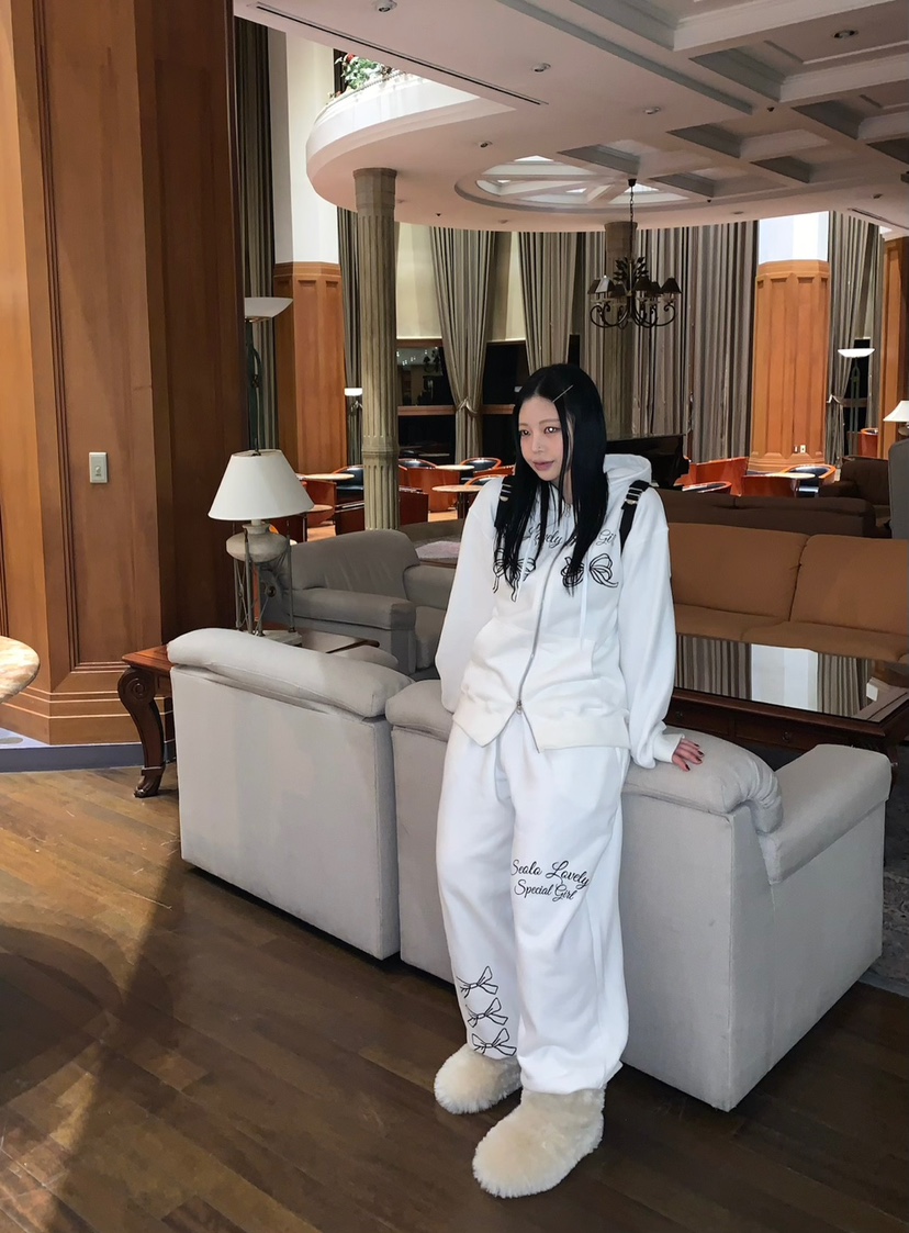 SEOLO韓國代購㊣女士新品推薦職業休閑25秋冬衛衣連帽衫拉鏈Seolo seoul衛衣