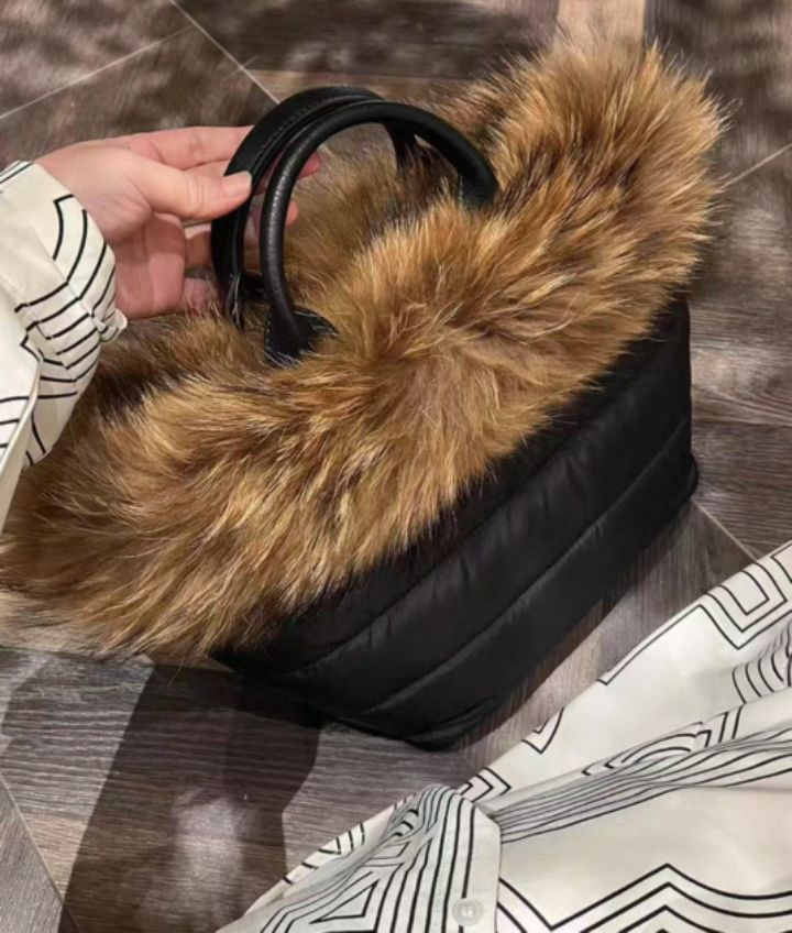 TROUVAILLE東大門㊣代購女士新品休閑職業手拿包腋下包毛絨TROUVAILLE手拿包/腋下包