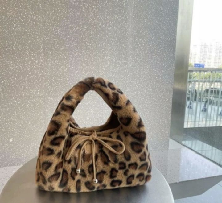 TROUVAILLE東大門㊣直郵女裝新品時尚休閑推薦手拿包腋下包TROUVAILLE手拿包/腋下包圖色3