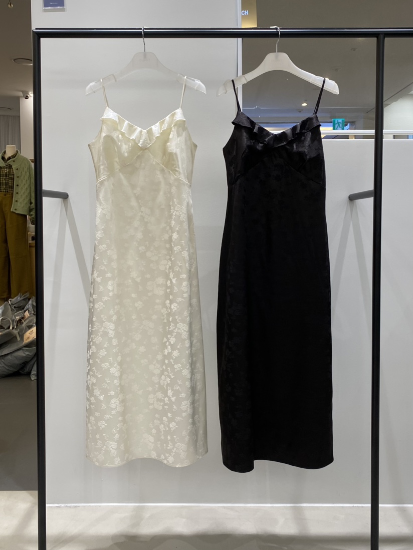 OUPPT東大門㊣直郵女裝新品25秋冬熱賣人氣時尚休閑推薦連衣裙OUPPT連衣裙