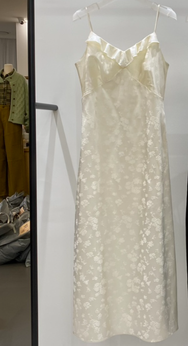 OUPPT東大門㊣直郵女裝新品25秋冬熱賣人氣時尚休閑推薦連衣裙OUPPT連衣裙圖色1