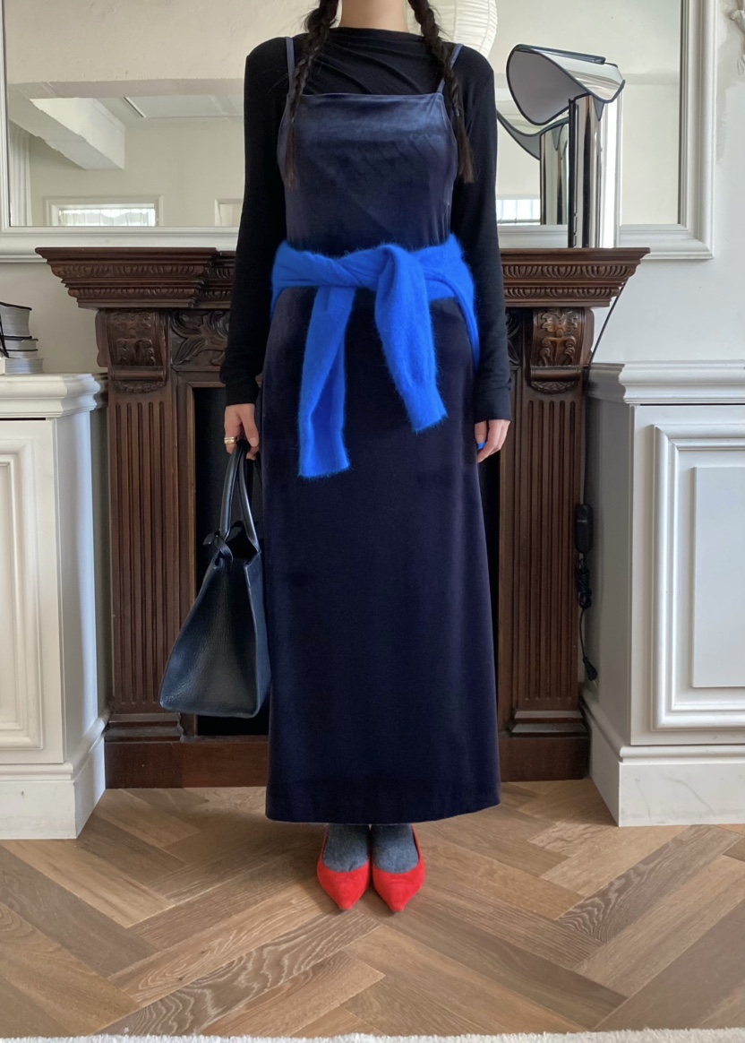 OUPPT東大門㊣實拍女裝新款推薦25秋冬時尚連衣裙天鵝絨開衩OUPPT連衣裙