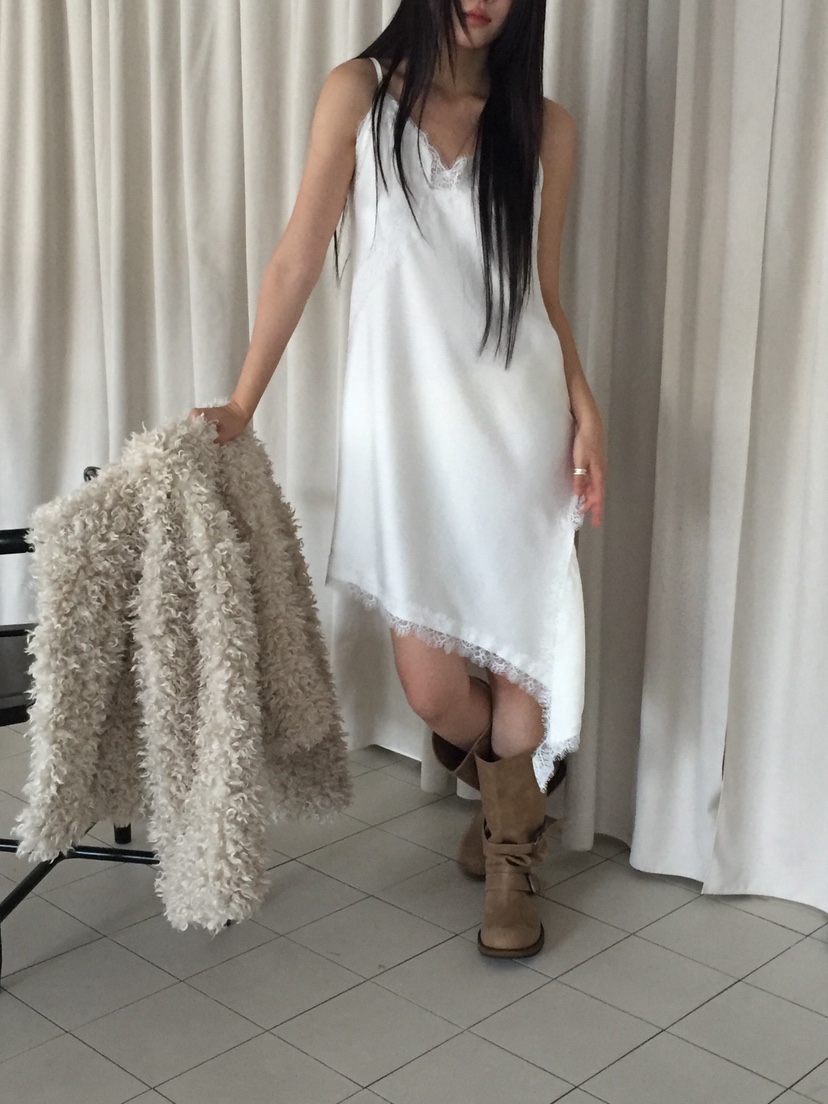 LOVE MOMENT東大門㊣實拍女士新品推薦休閑連衣裙不對稱蕾絲LOVE MOMENT連衣裙