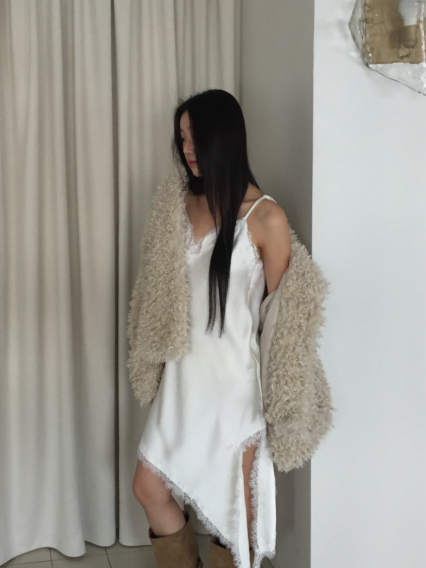 LOVE MOMENT東大門㊣實拍女士新品推薦休閑連衣裙不對稱蕾絲LOVE MOMENT連衣裙