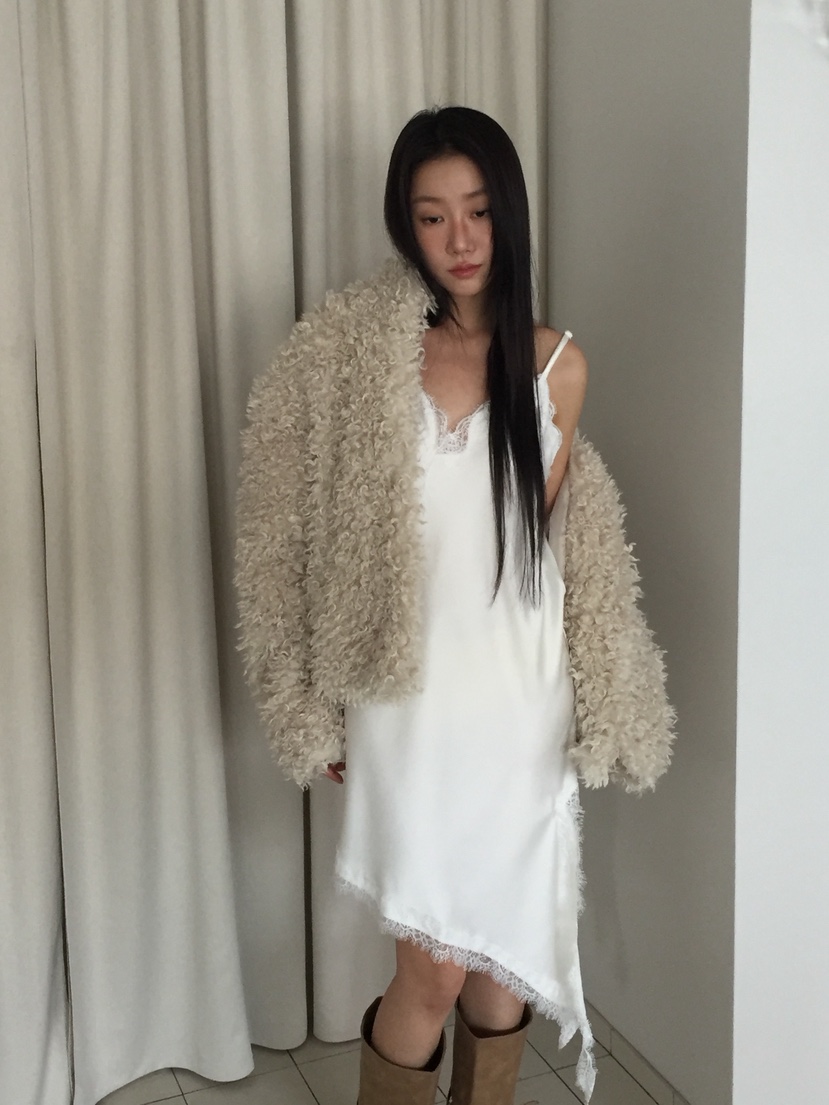 LOVE MOMENT東大門㊣實拍女士新品推薦休閑連衣裙不對稱蕾絲LOVE MOMENT連衣裙