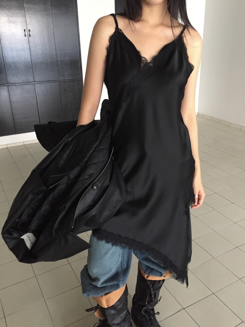 LOVE MOMENT東大門㊣實拍女士新品推薦休閑連衣裙不對稱蕾絲LOVE MOMENT連衣裙