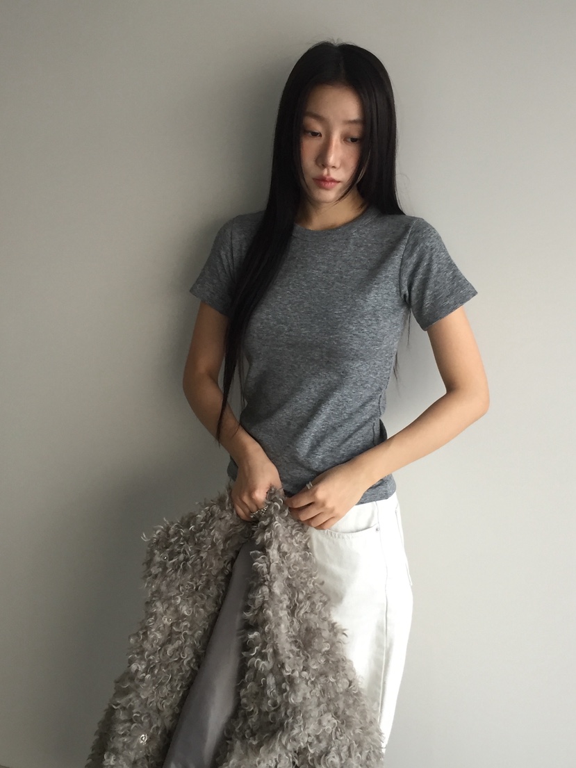 LOVE MOMENT東大門㊣代購女裝新品推薦休閑熱賣人氣25秋冬T恤LOVE MOMENTT恤