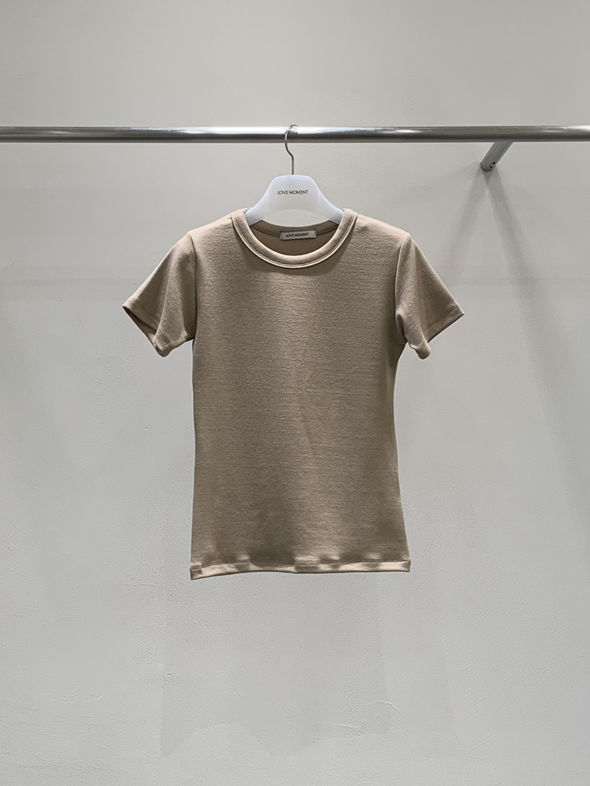 LOVE MOMENT東大門㊣代購女裝新品推薦休閑熱賣人氣25秋冬T恤LOVE MOMENTT恤圖色2
