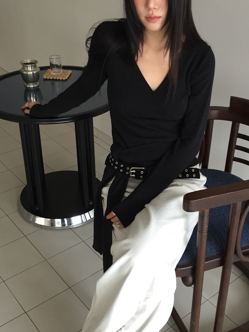 LOVE MOMENT韓國直郵㊣女士新款職業推薦熱賣長袖T恤安哥拉LOVE MOMENT長袖T恤