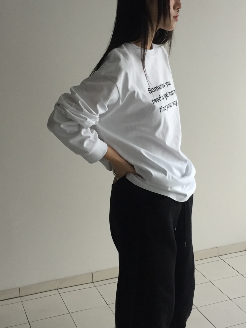 LOVE MOMENT東大門㊣實拍女裝新品休閑熱賣人氣推薦長袖T恤LOVE MOMENT長袖T恤