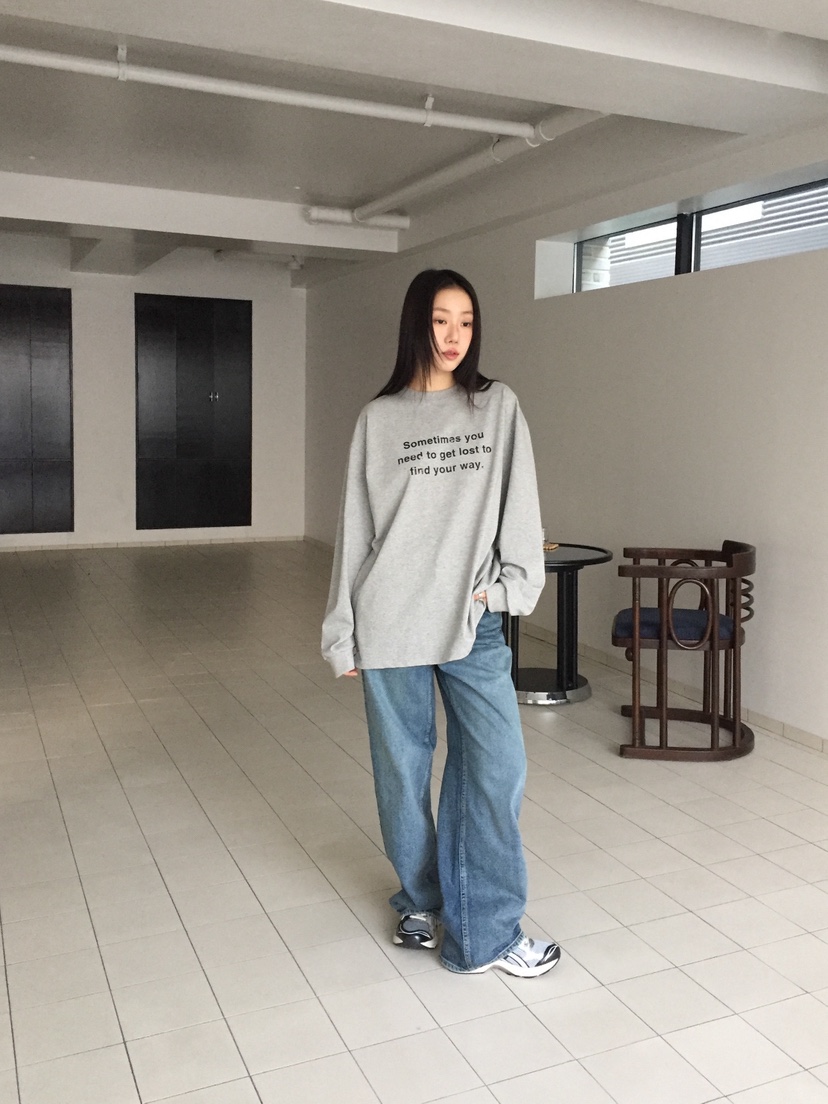 LOVE MOMENT東大門㊣實拍女裝新品休閑熱賣人氣推薦長袖T恤LOVE MOMENT長袖T恤