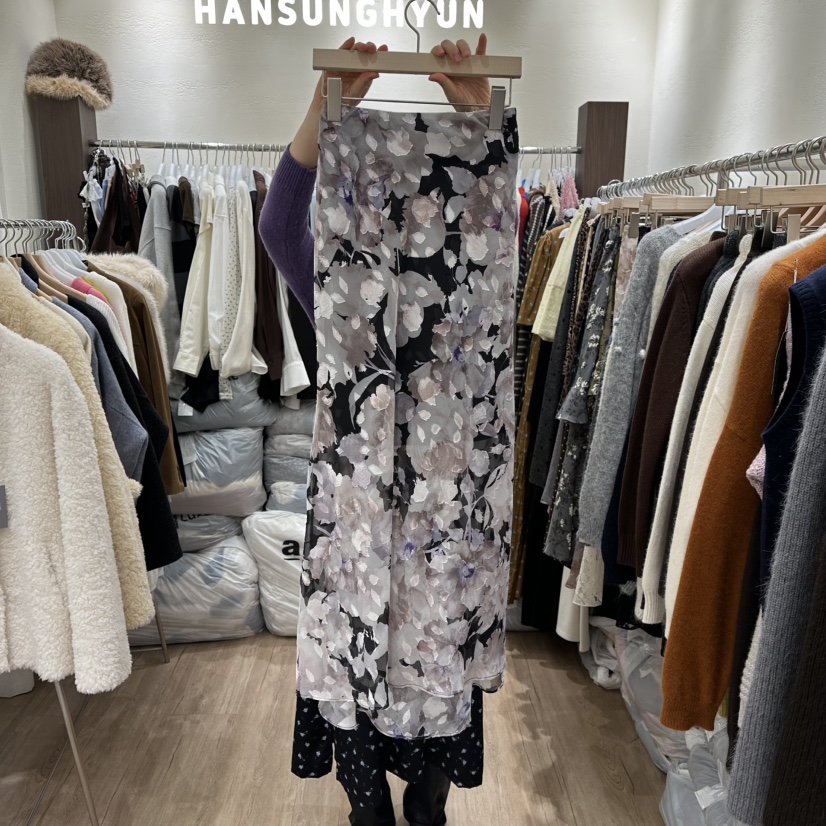 HANSUNGHYUN東大門㊣代購女裝新品人氣職業休閑推薦25秋冬長裙HANSUNGHYUN長裙圖色2