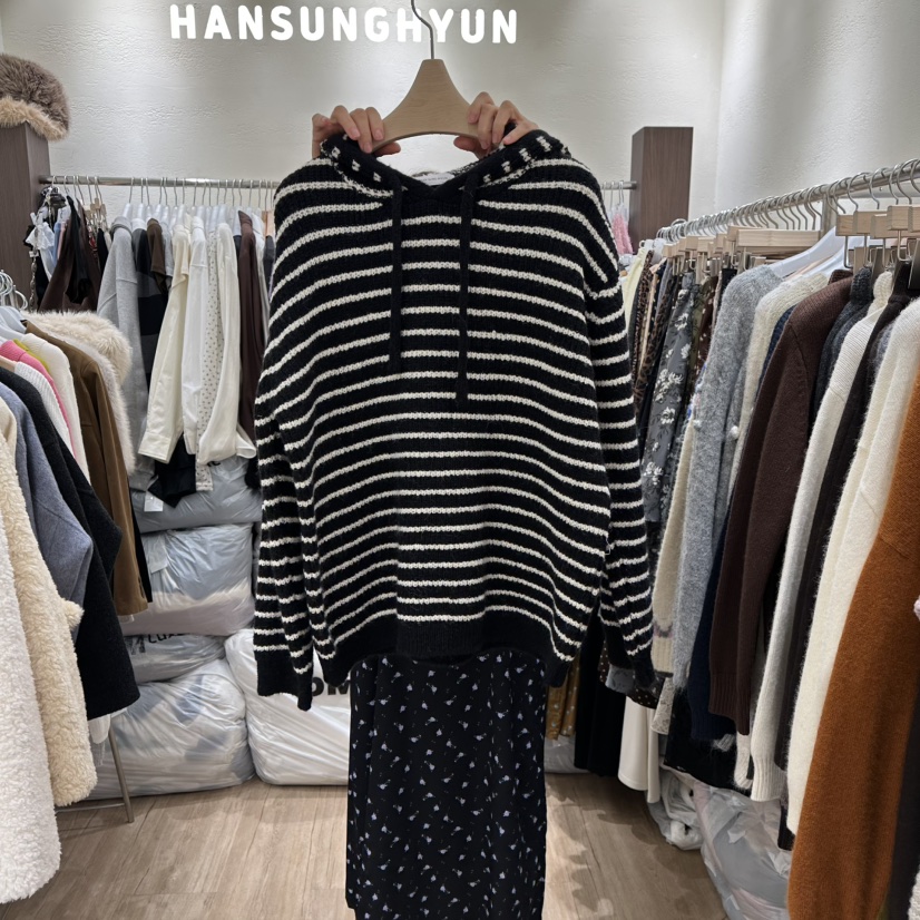 HANSUNGHYUN東大門㊣直郵女士新款休閑衛衣連帽針織衫羊毛條紋HANSUNGHYUN衛衣圖色1