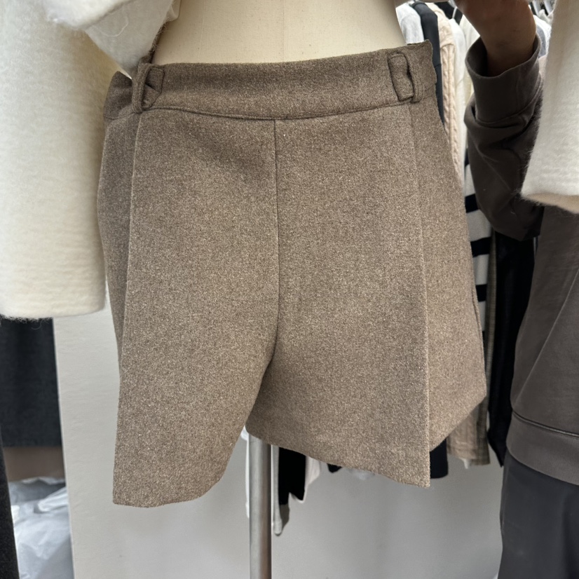 MOANA韓國直郵㊣女士新品25秋冬職業休閑熱賣時尚人氣推薦短褲MOANA短褲圖色1