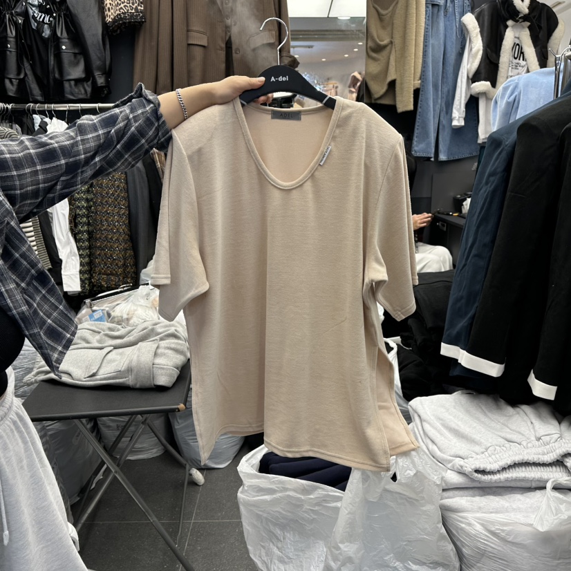 A-DEL韓國直郵㊣女士新品熱賣25秋冬職業推薦時尚T恤天鵝絨A-DELT恤圖色3