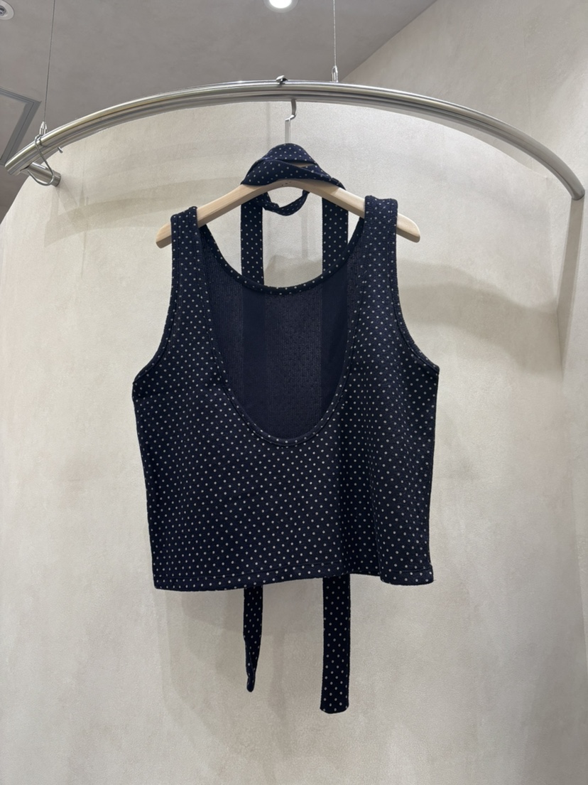 WHO IS SHE東大門㊣直郵女裝新品休閑吊帶背心不含內搭含脖帶套裝WHO IS SHE吊帶/背心